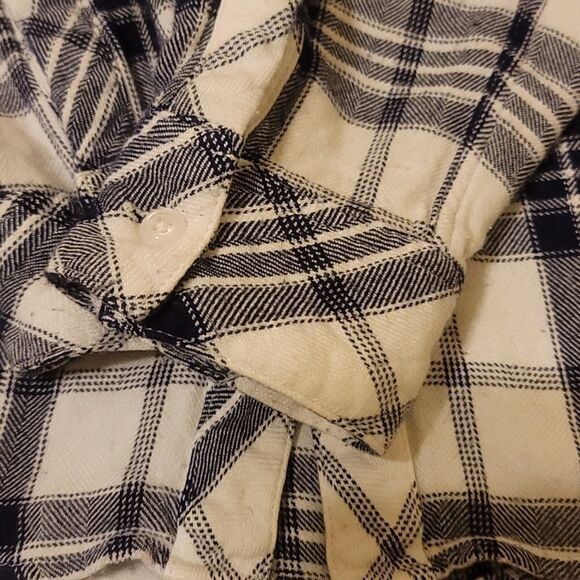 Rails plaid button Down shirt size small. - Picture 9 of 13